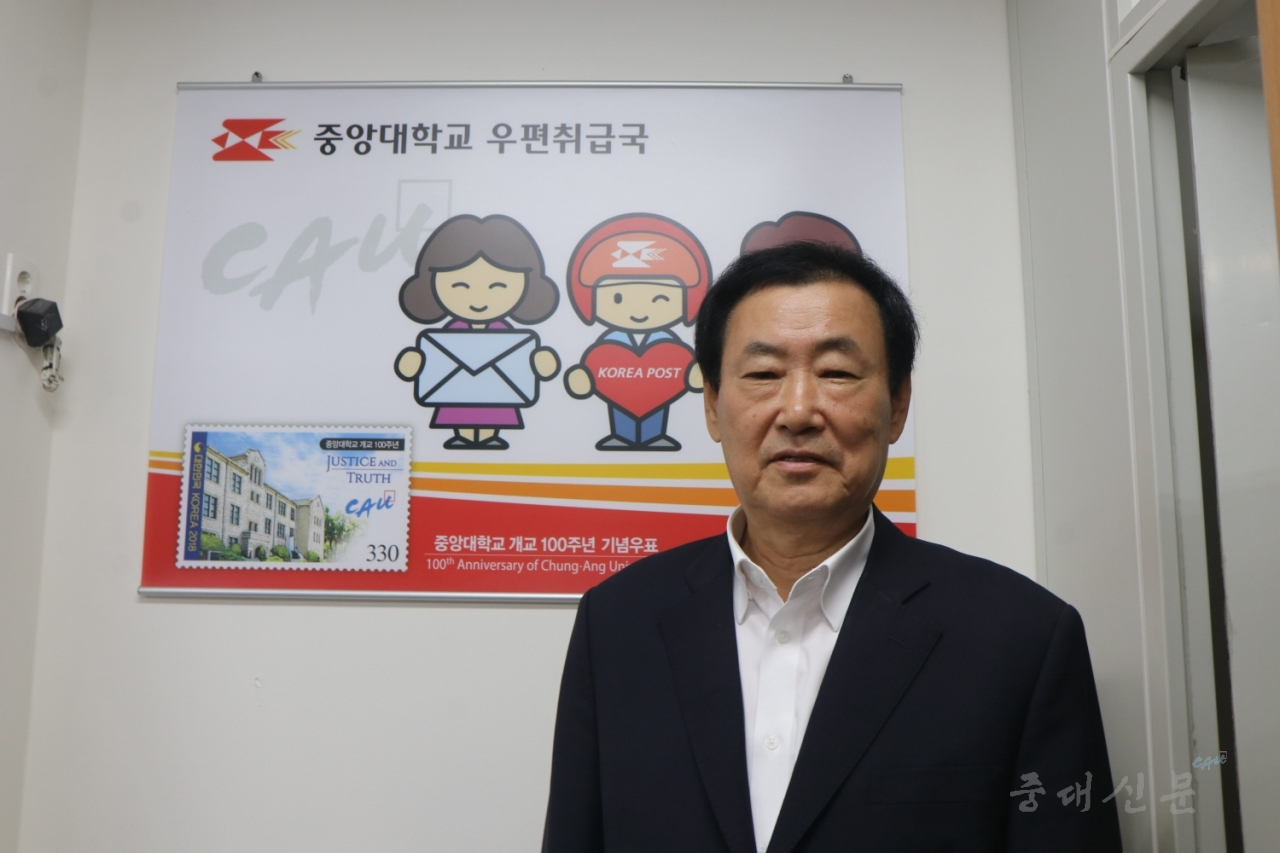 성경열 서울캠 우편취급국장은 “학생들의 행복을 바라는 마음을 담아 서류를 발송한다”고 전했다.